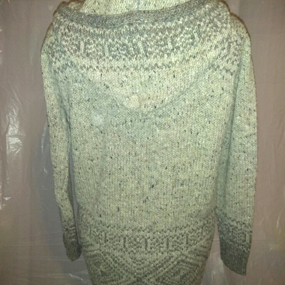 Inis Crafts Sweater - Picture 3 of 4